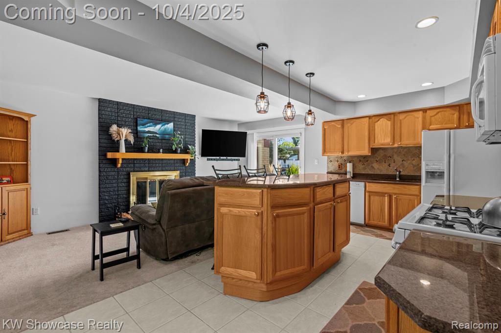 8644 Independence Drive, Sterling Heights, MI 48313 — Photo 10
