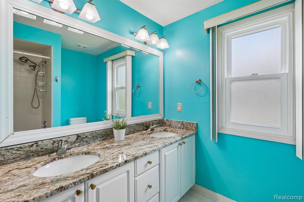 45896 Lathum Drive, Novi, MI — Photo 37