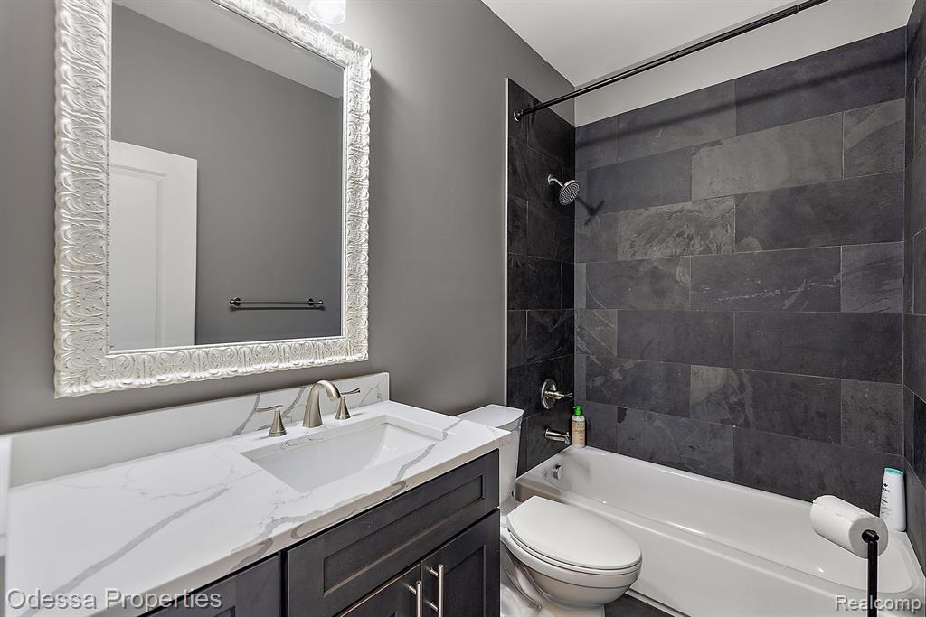 527 Lewis Street, Birmingham, MI 48009 — Photo 35