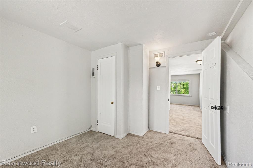 7528 Hudson Avenue, Warren, MI 48091 — Photo 25
