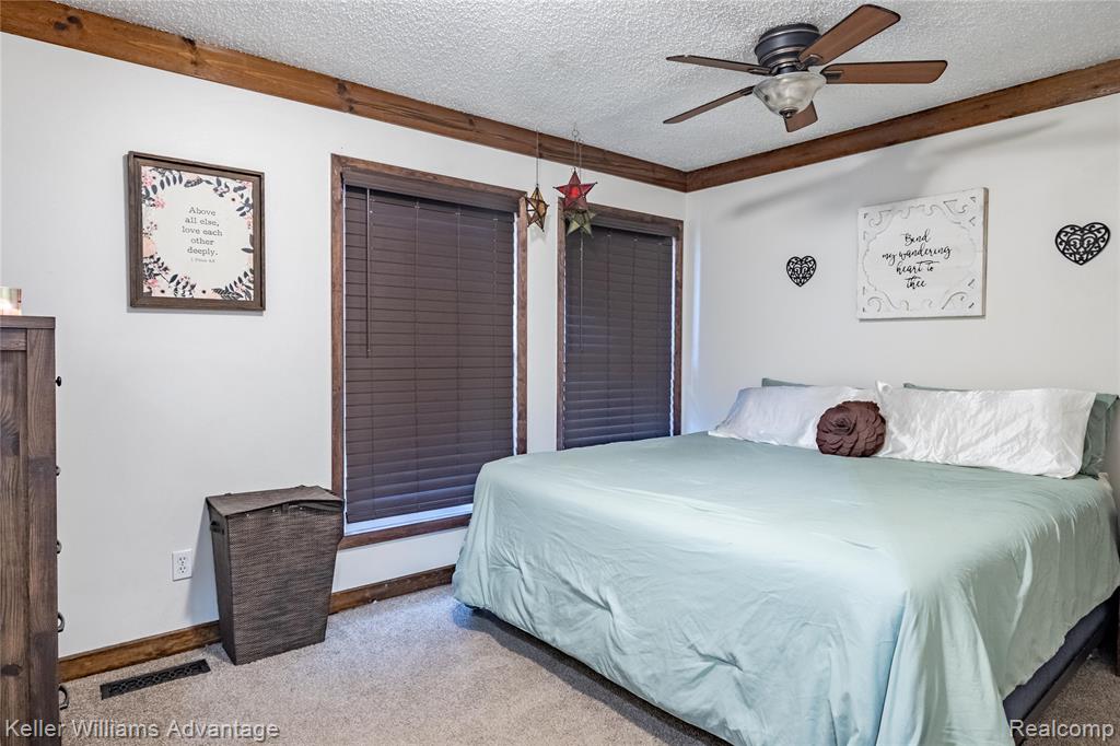 4879 Sundale Drive, Clarkston, MI — Photo 18