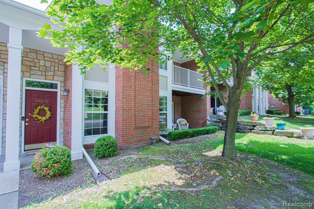 44938 Marigold Drive, Sterling Heights, MI 48314 — Photo 2