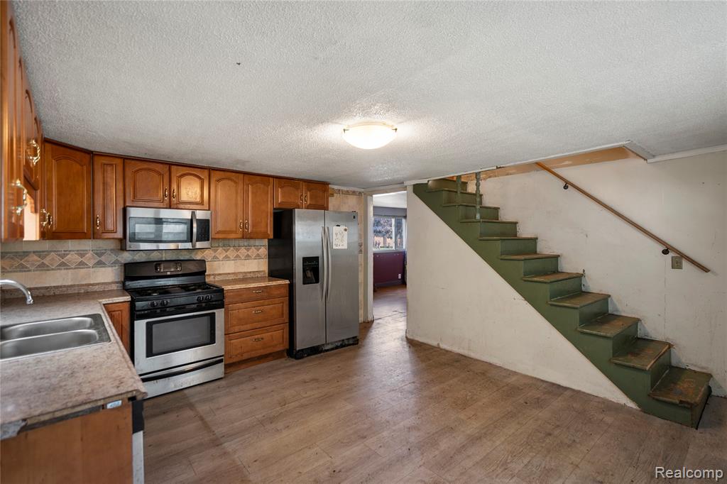 8309 Maxwell Avenue, Warren, MI 48089 — Photo 9