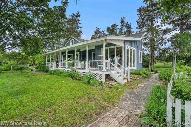 8198 Horton Bay Road, Petoskey, MI 49770 — Photo 37