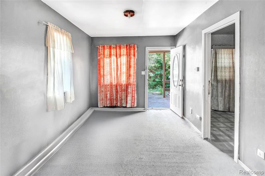 427 S 19th Street, Saginaw, MI 48601 — Photo 3
