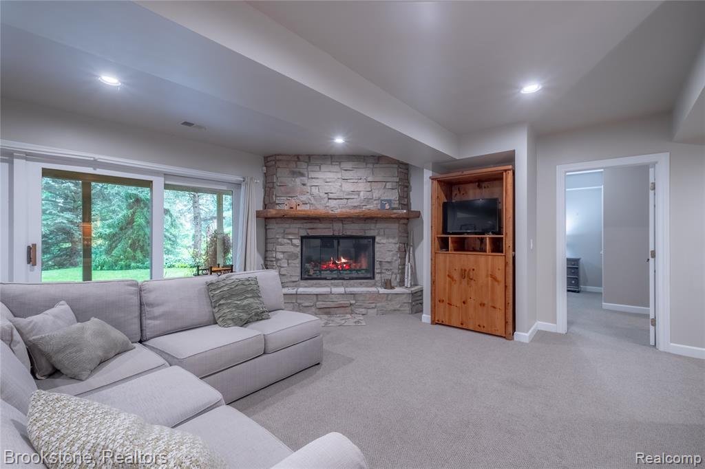8003 Caribou Lake Lane, Clarkston, MI — Photo 34