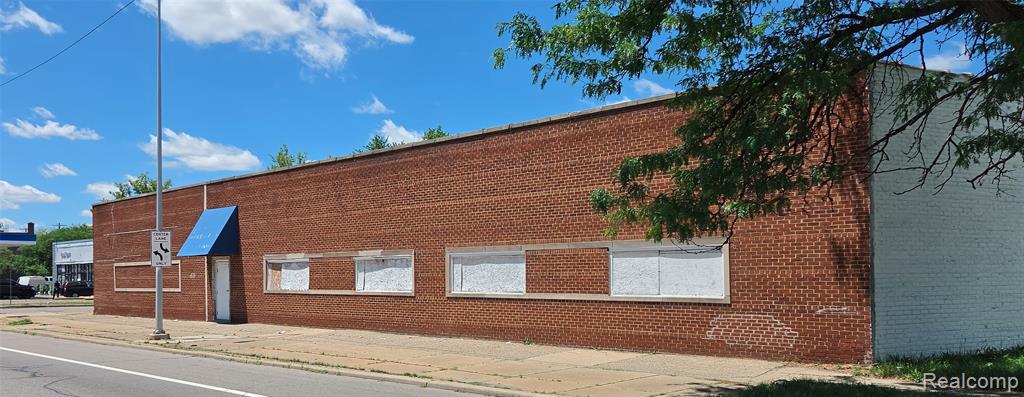 13303 Gratiot Avenue - Photo 2