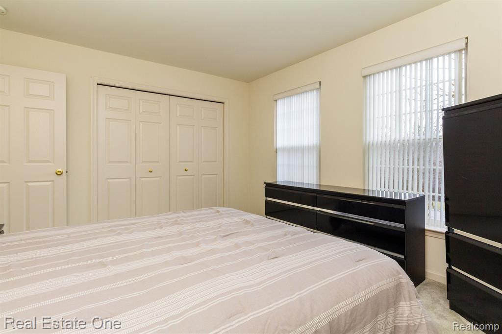 3281 NIAGARA Avenue, Canton, MI 48188 — Photo 36