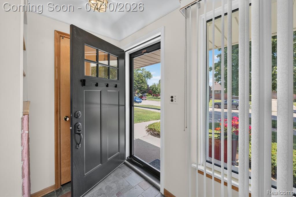 8599 Cardwell Street, Westland, MI — Photo 3