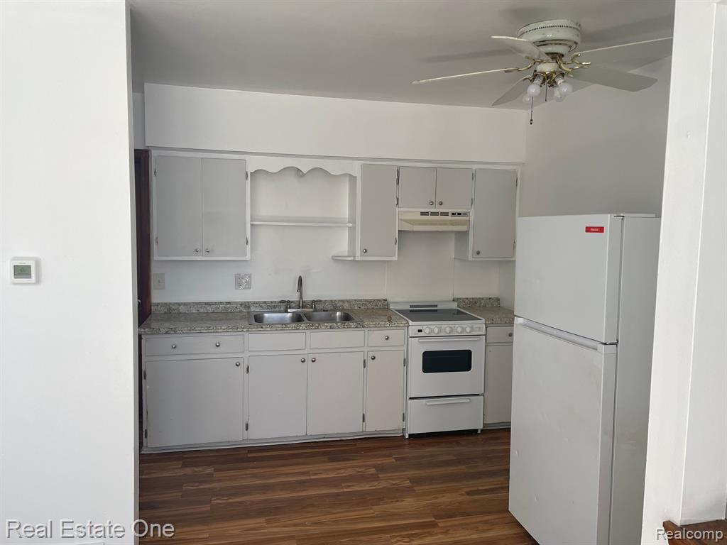 47 Pope Street, Lapeer, MI 48446 — Photo 11