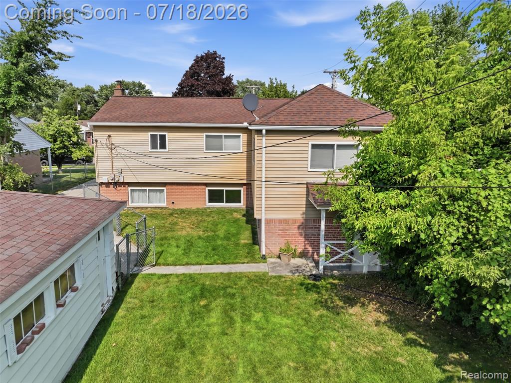 8825 Nebraska Street, Livonia, MI 48150 — Photo 40