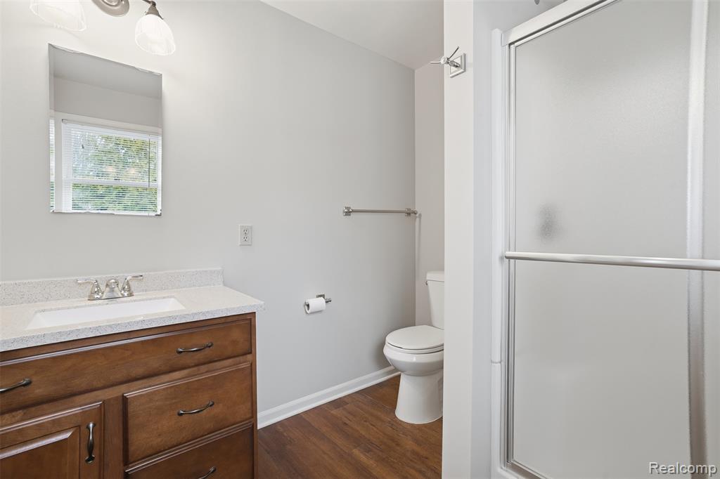 5370 Edgelake Drive, Pinckney, MI 48169 — Photo 25