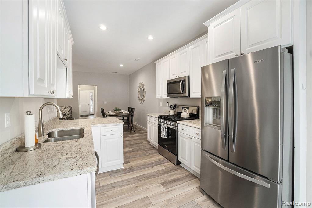 107 Crescent Avenue, Linden, MI 48451 — Photo 11