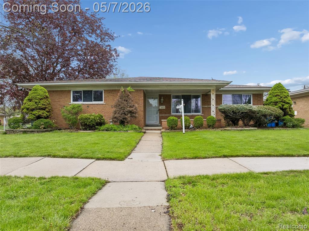 14053 April Lane, Warren, MI 48088 — front exterior