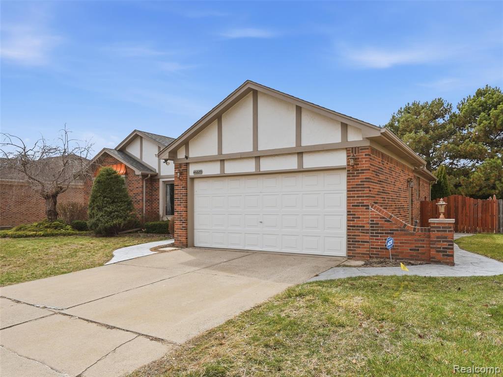 46689 Barbara Drive, Macomb, MI 48044 — Photo 2