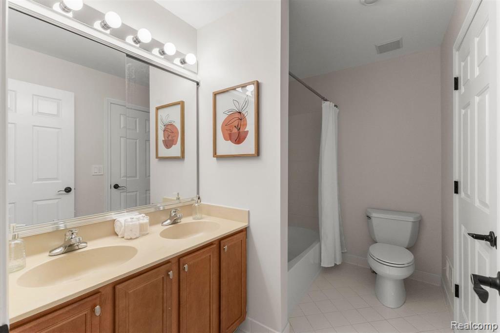 15428 BAY HILL Drive, Northville, MI 48168 — Photo 30