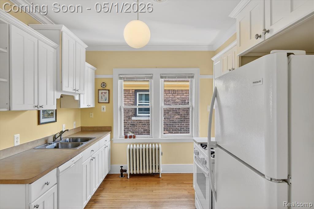 925 Nottingham, Grosse Pointe Park, MI 48230 — Photo 20