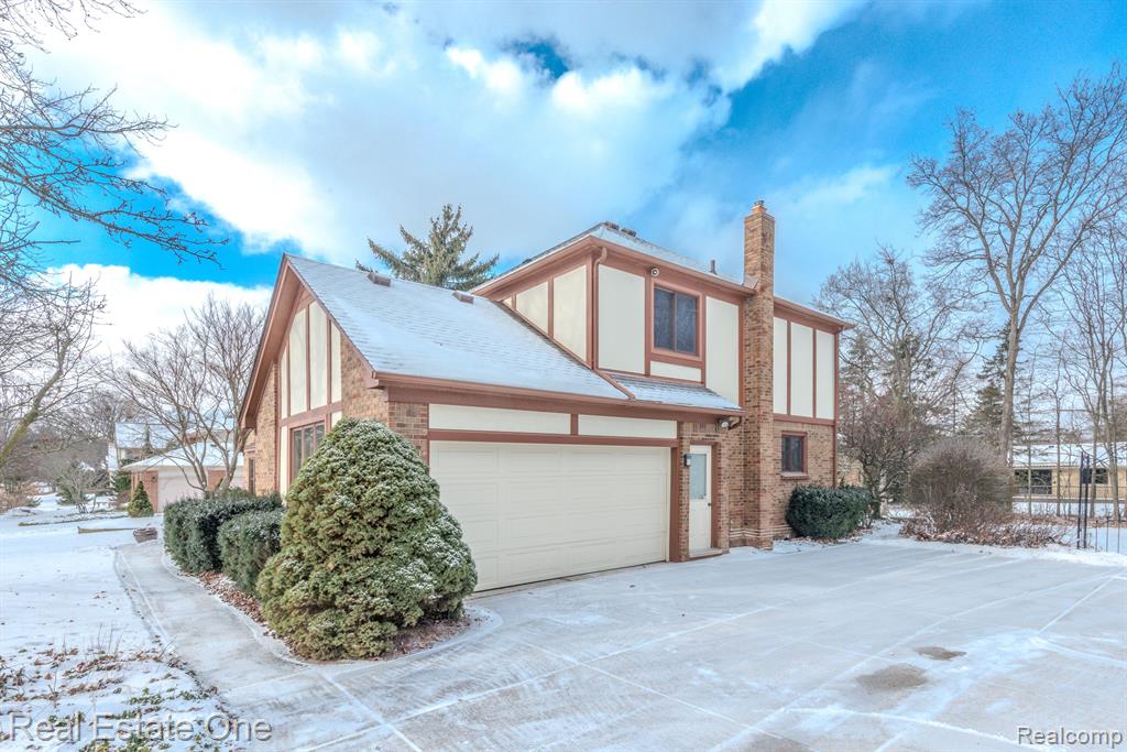 41344 Beacon Road, Novi, MI — Photo 16