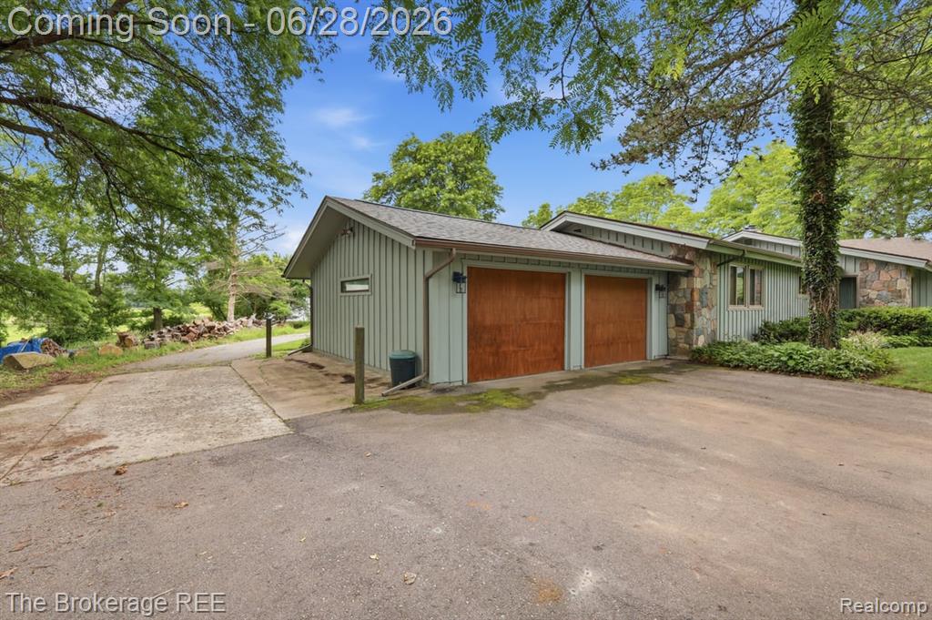 8475 Knox Road, Clarkston, MI 48348 — Photo 65