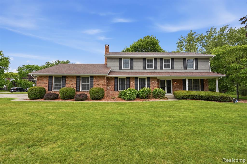 9277 Burning Tree Drive, Grand Blanc, MI 48439