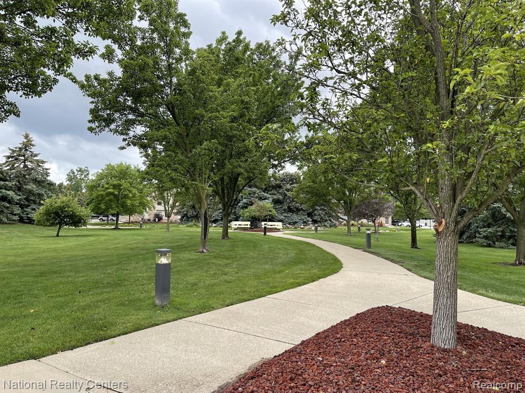 42595 LILLEY POINTE Drive, Canton, MI 48187 — Photo 43