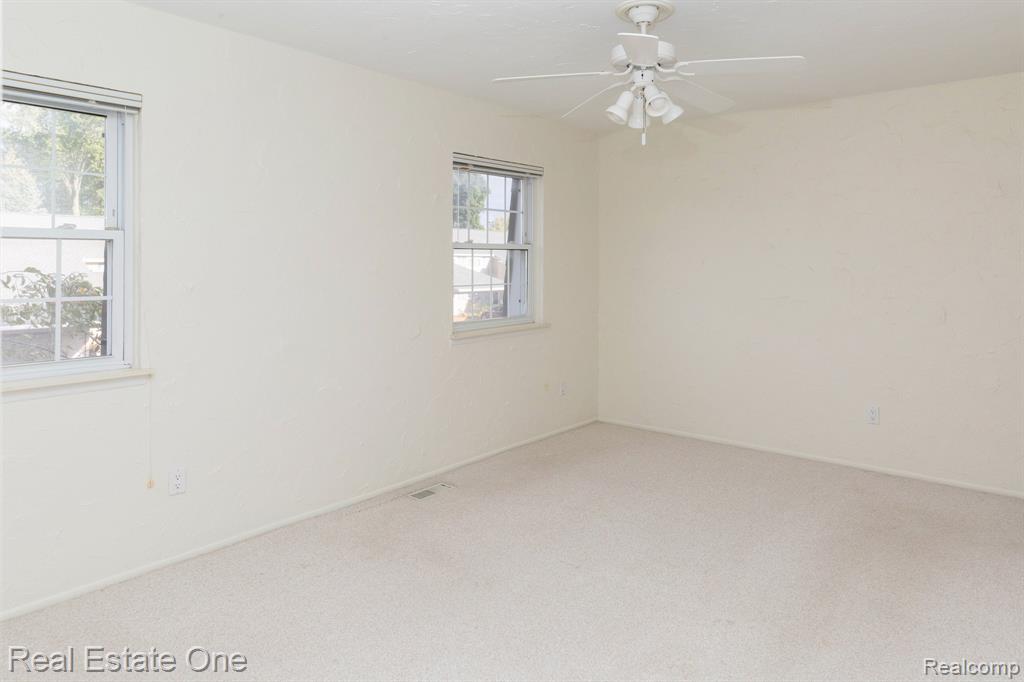 861 Kirts Boulevard, Troy, MI 48084 — Photo 20