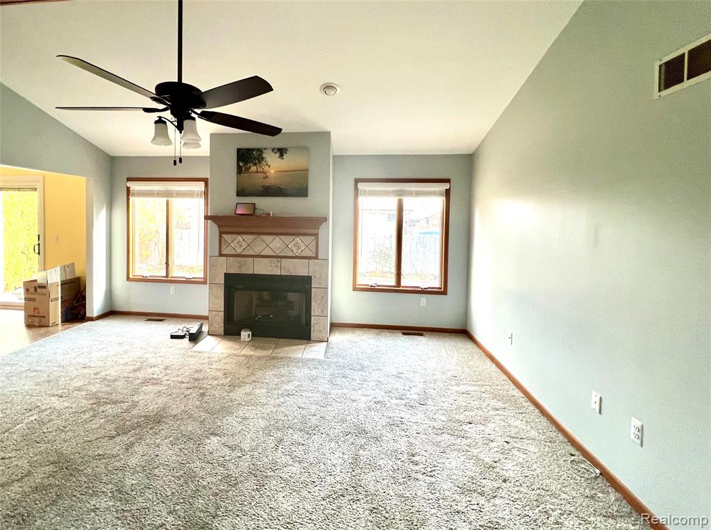 39852 Southpointe Avenue, Harrison Township, MI — Photo 9