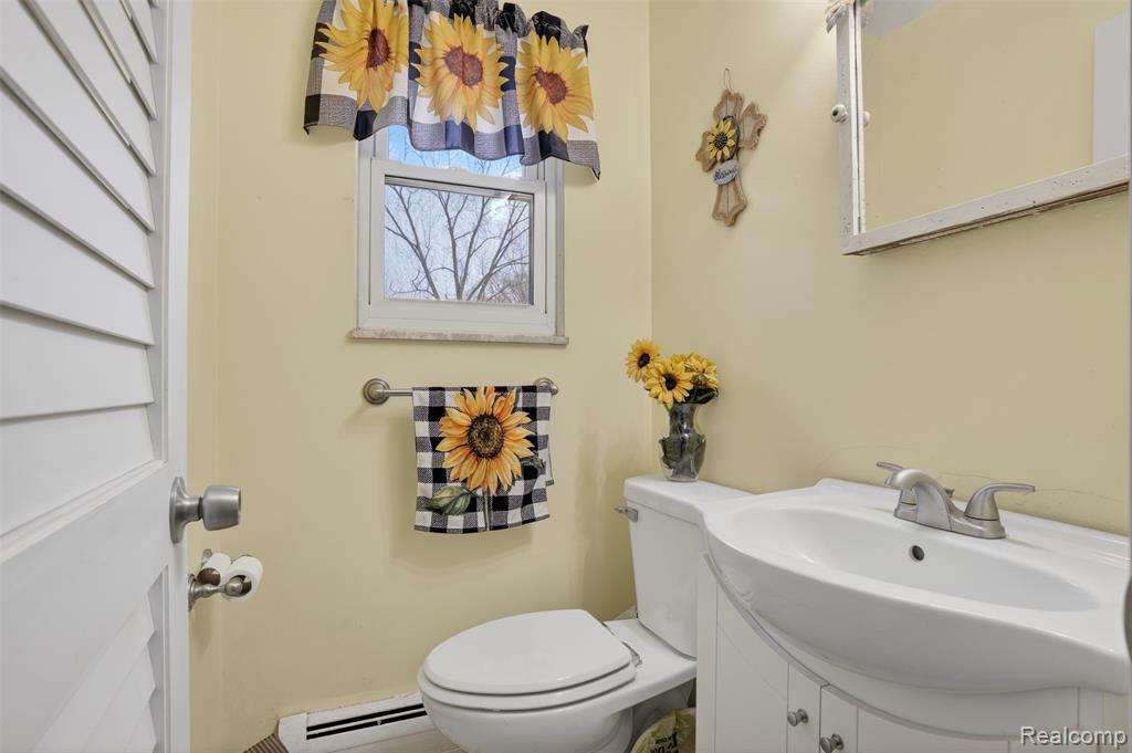 9411 Jennings Road, Grand Blanc, MI 48439 — Photo 17