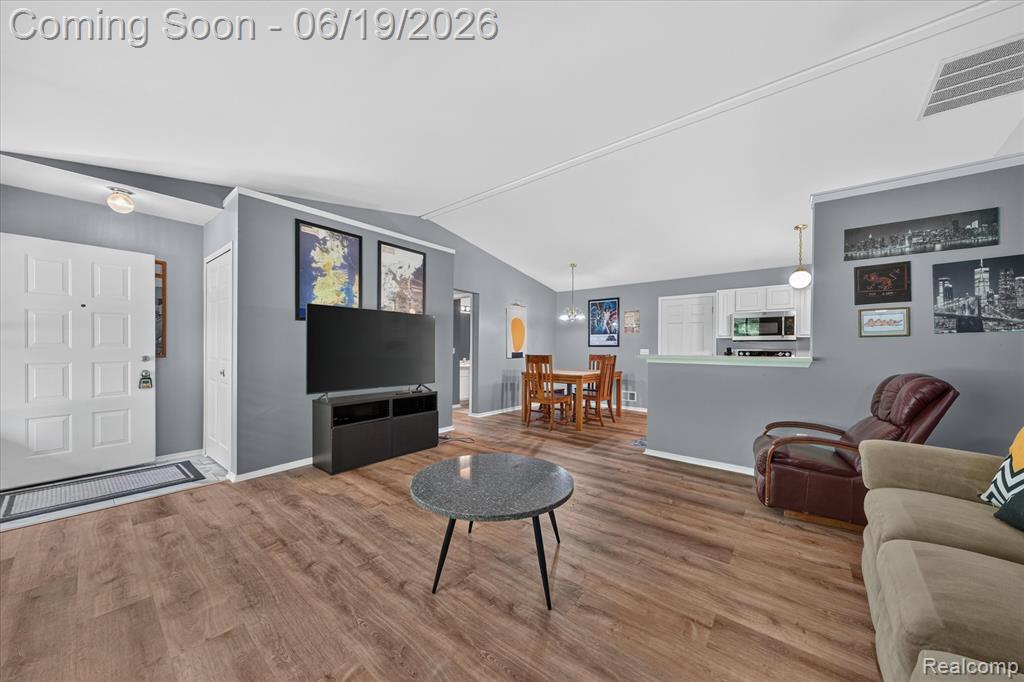 9543 Parkwood Drive, 267, Grand Blanc, MI 48439 — Photo 5