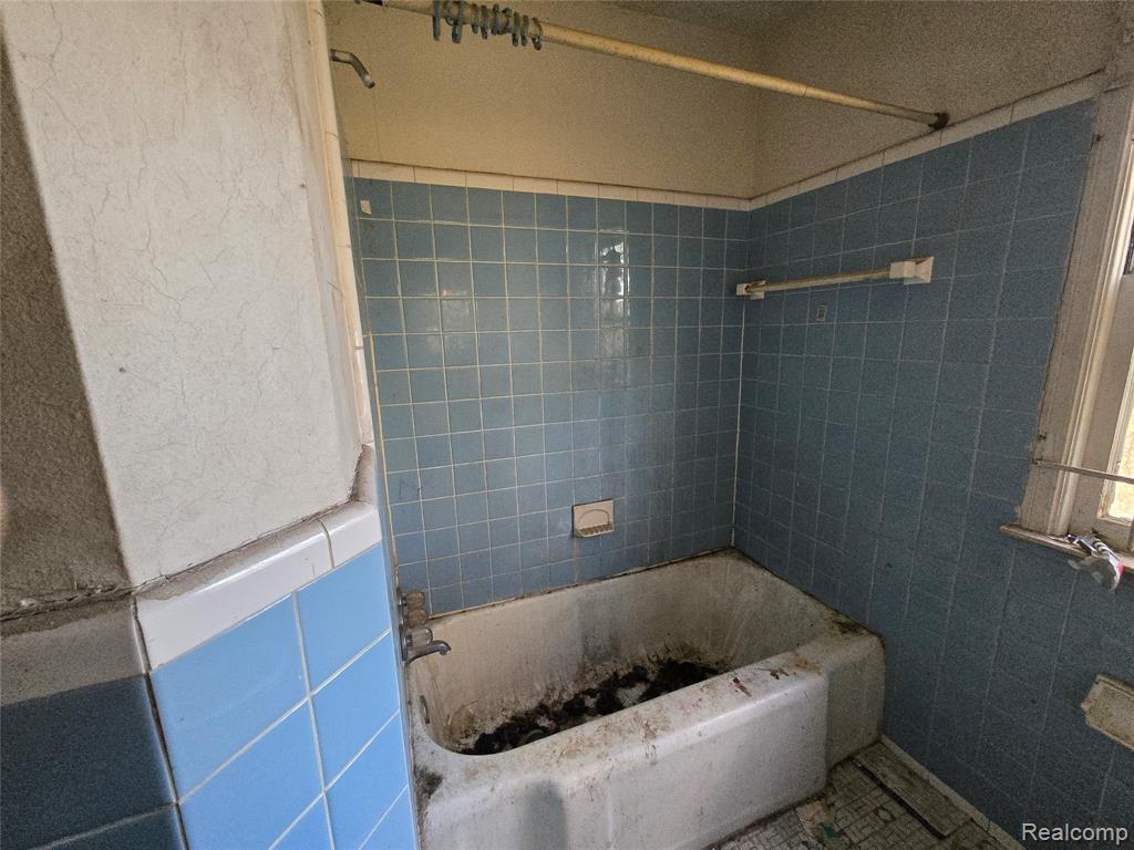 9634 Evergreen Avenue, Detroit, MI 48228 — Photo 4