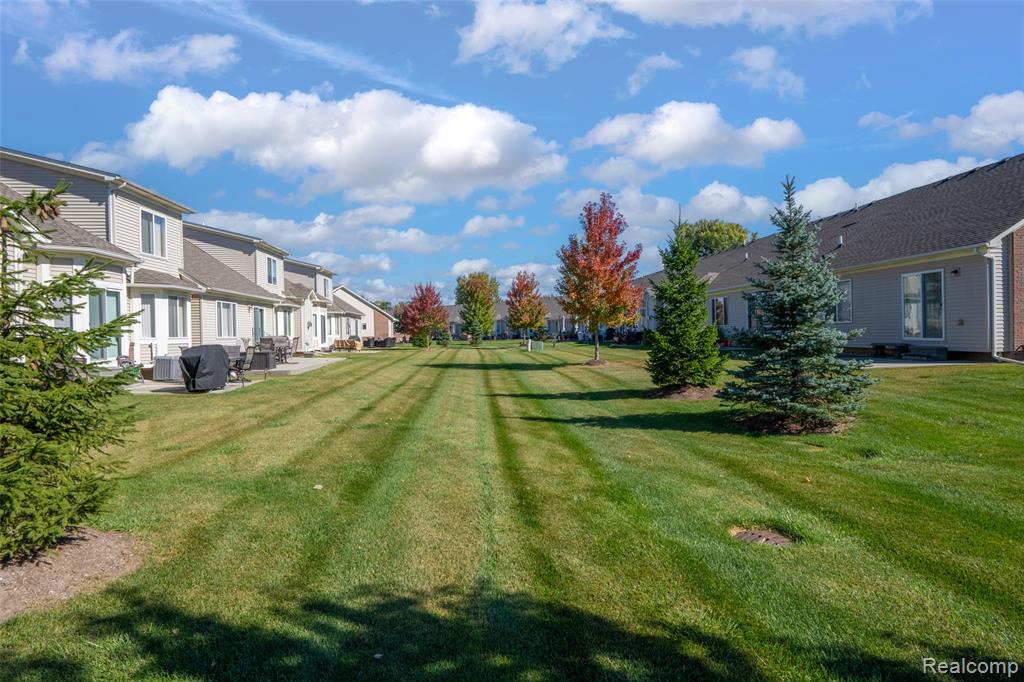 47302 Joanne Smith Lane, New Baltimore, MI — Photo 18