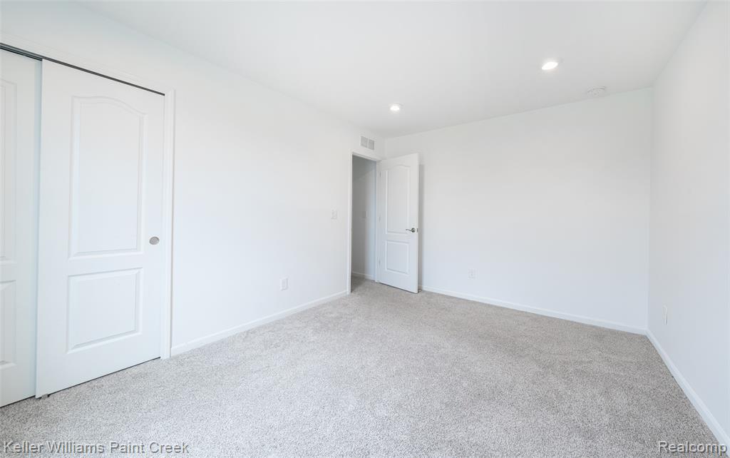 5225 Marie Lane, Sterling Heights, MI 48310 — Photo 33