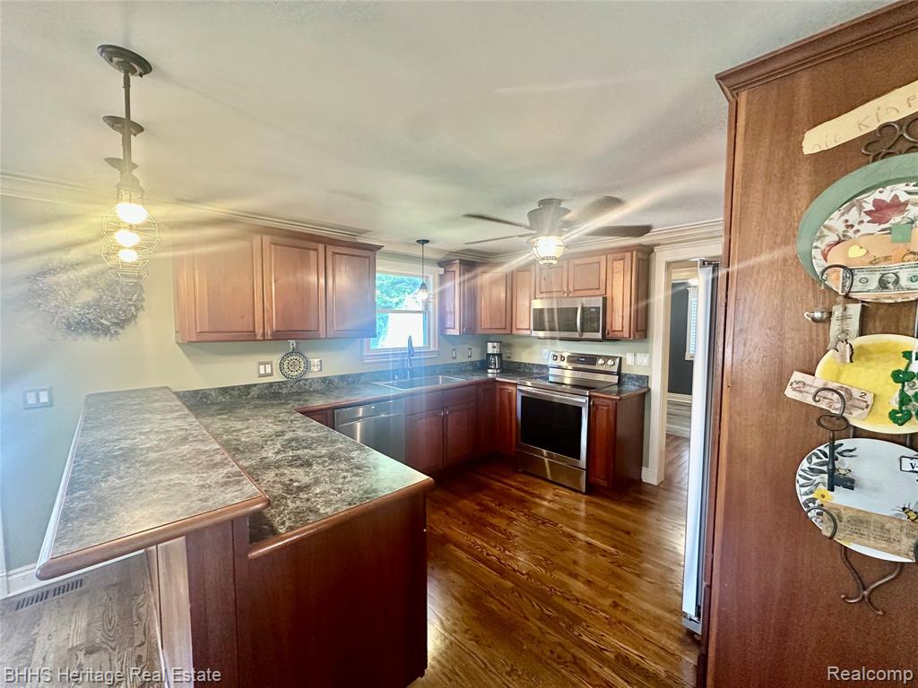 403 N Oak Street, Durand, MI 48429 — Photo 14