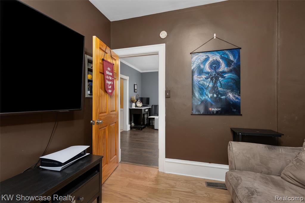 84 Moross Street, Mount Clemens, MI 48043 — Photo 10