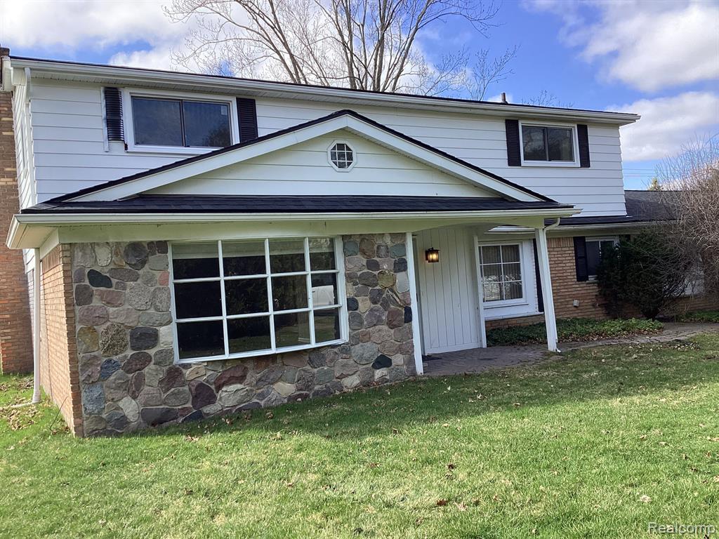 4747 QUARTON Road, Bloomfield Hills, MI