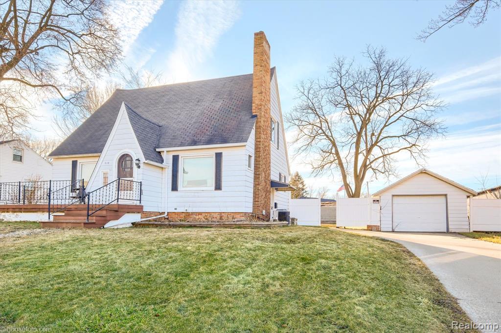 238 E Nepessing Street, Lapeer, MI 48446 — Photo 42