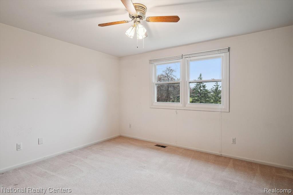 41250 Appleby Court, Northville, MI 48168 — Photo 30