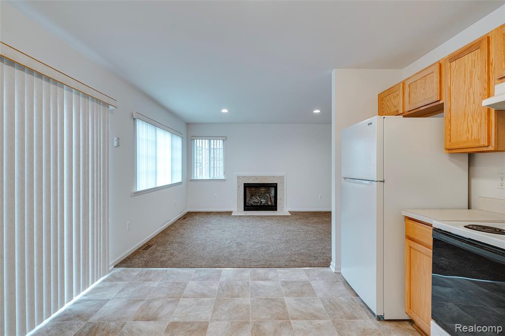 4154 Strathmore Lane, Canton, MI 48188 — Photo 15