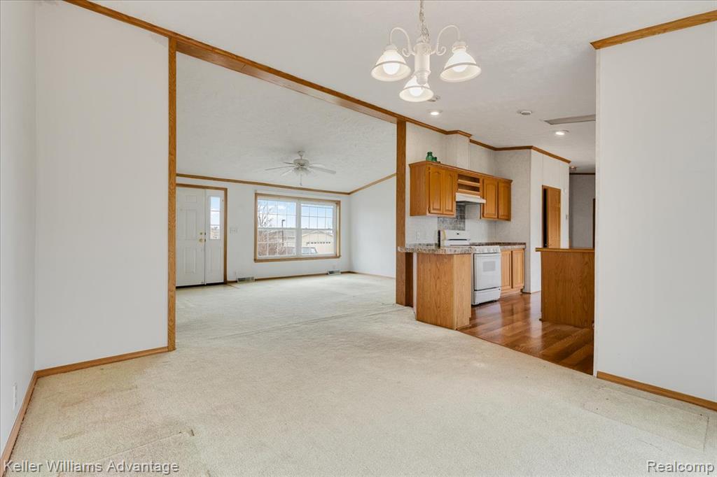 22 Ridgeway, Saline, MI 48176 — Photo 7