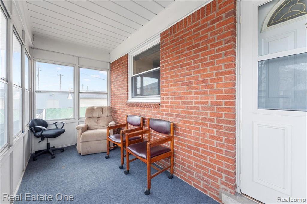 922 5TH Street, Wyandotte, MI 48192 — Photo 3