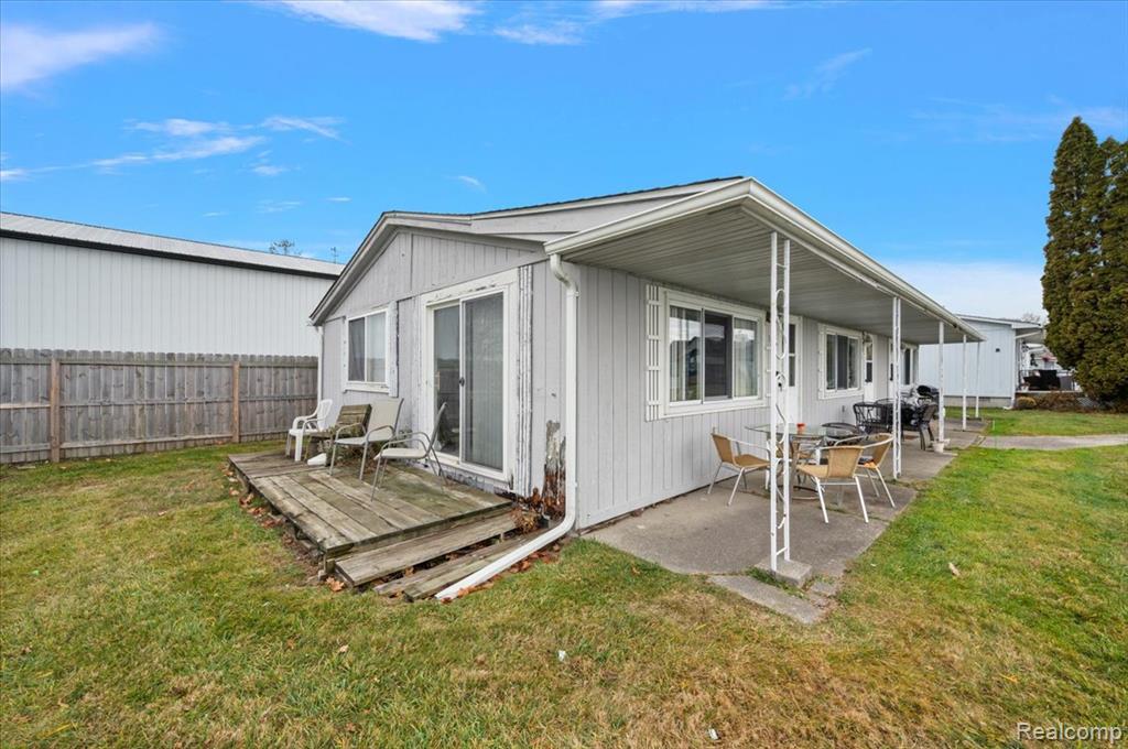 9287 N River Road, 1, Clay, MI 48001 — Photo 4