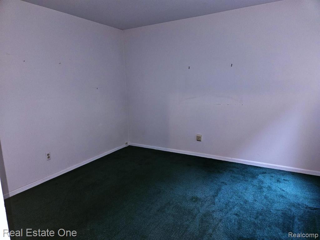 748 S Milford Road, Milford, MI 48381 — Photo 21