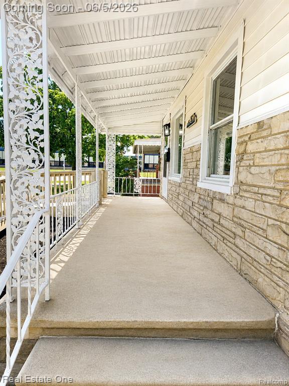 3926 21st Street, Wyandotte, MI 48192 — Photo 3