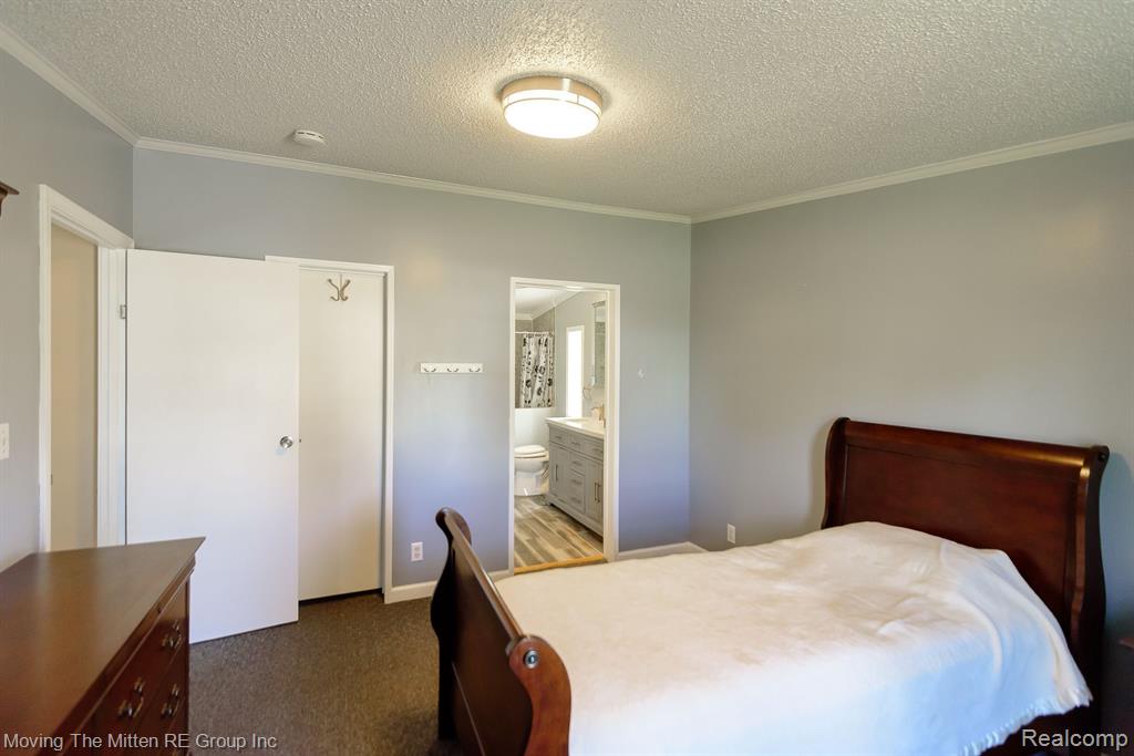 42 N BIGGS Street, Belleville, MI 48111 — Photo 16