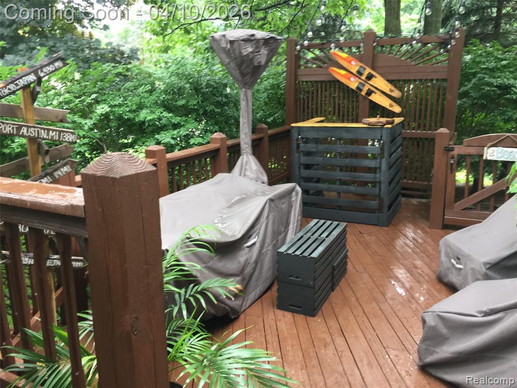 471 Hillson Drive, Waterford, MI 48327 — Photo 39