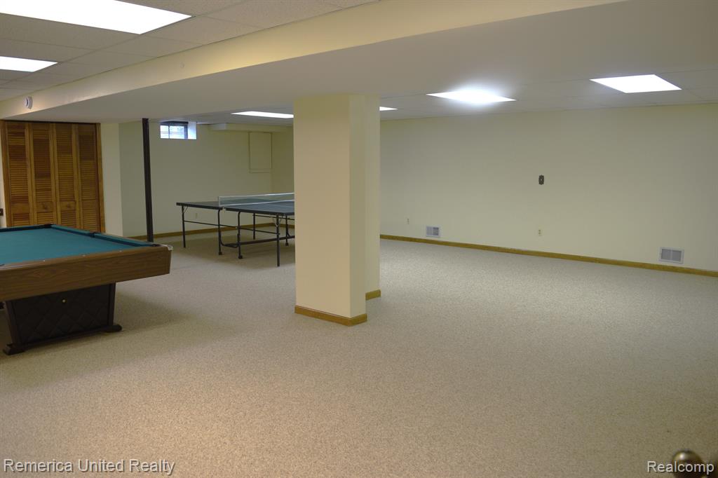 37786 Siena Drive, Farmington Hills, MI 48331 — Photo 27