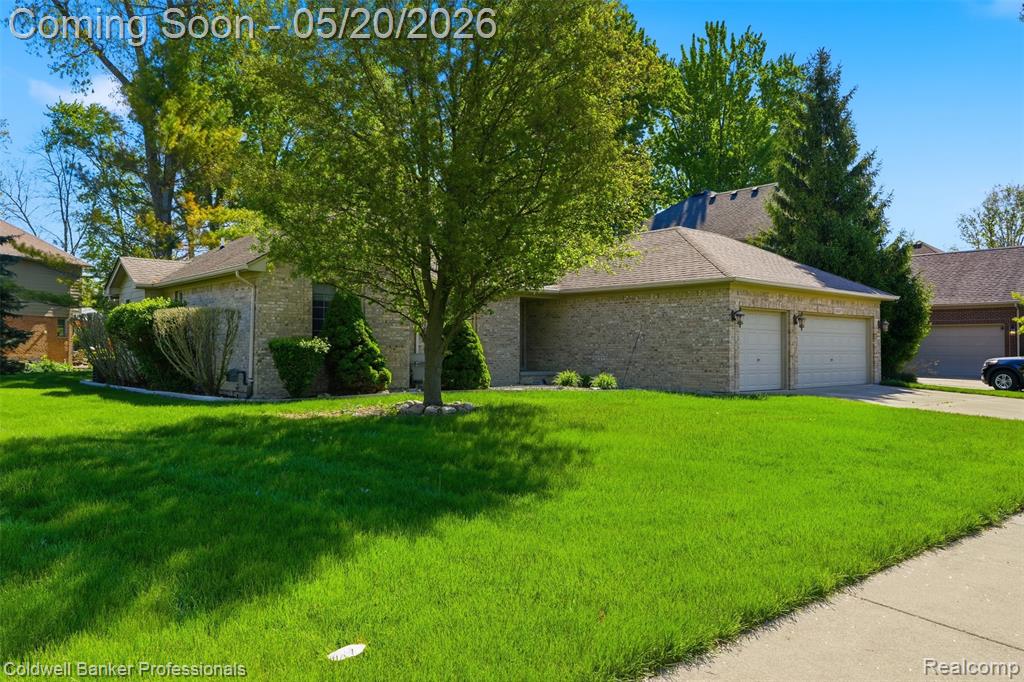 21527 N Tangel Drive E, Macomb, MI 48044 — Photo 3