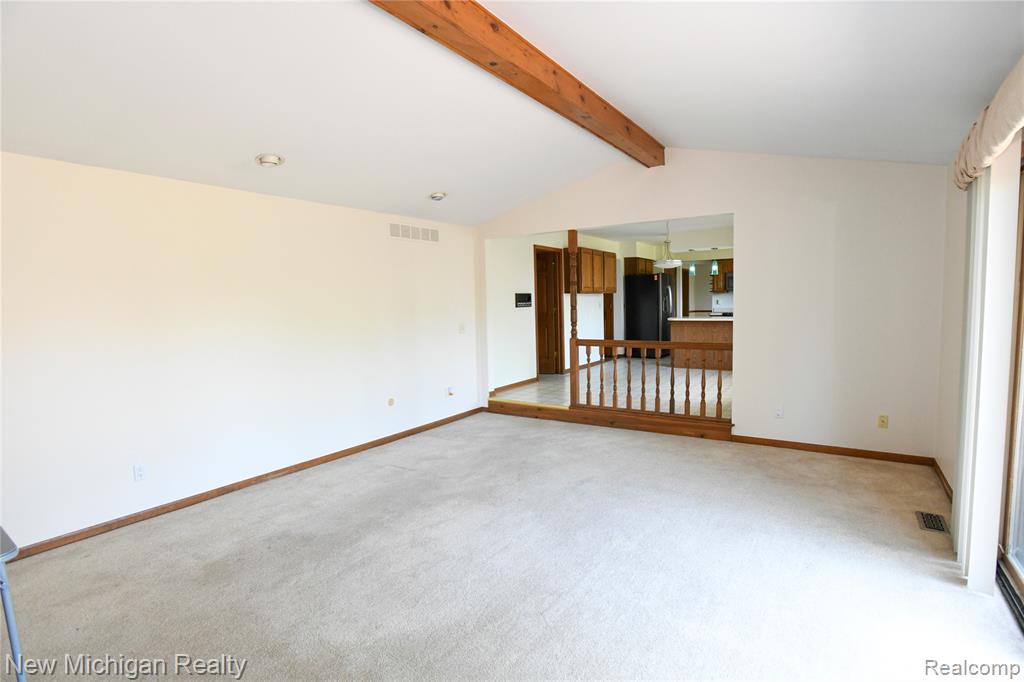 22200 Heatheridge, Farmington, MI 48167 — Photo 15
