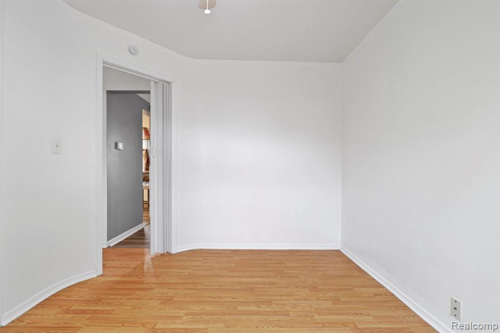 6077 Crown Point, Flint, MI 48506 — Photo 10