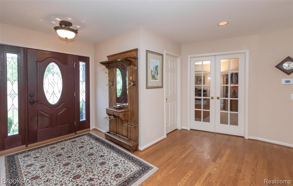 6871 Berry Pointe Drive, Clarkston, MI 48348 — Photo 13